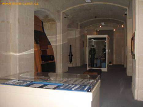 mc056639(9297).jpg